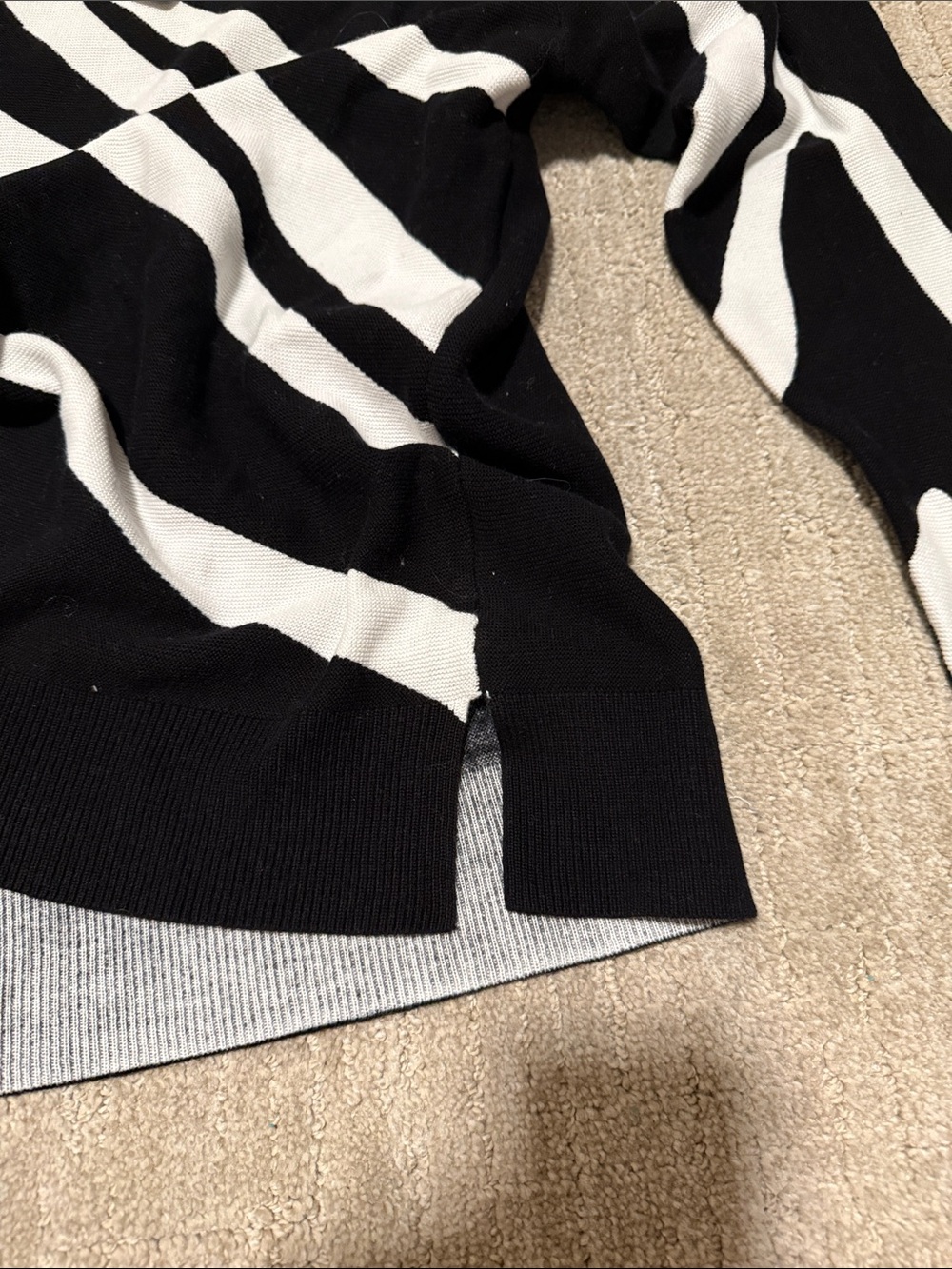 NWT Charlie B black / white sweater sz L - Picture 5 of 6